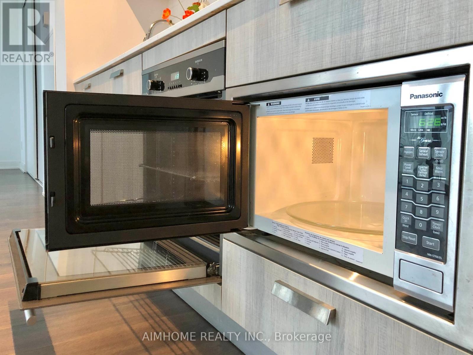 2315 - 50 Charles Street E, Toronto, ON -