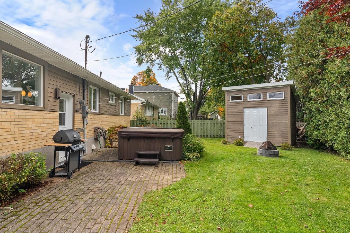 Backyard - 2916 Rue De Summerside, Québec (Sainte-Foy/Sillery/Cap-Rouge), QC - Outdoor With Exterior