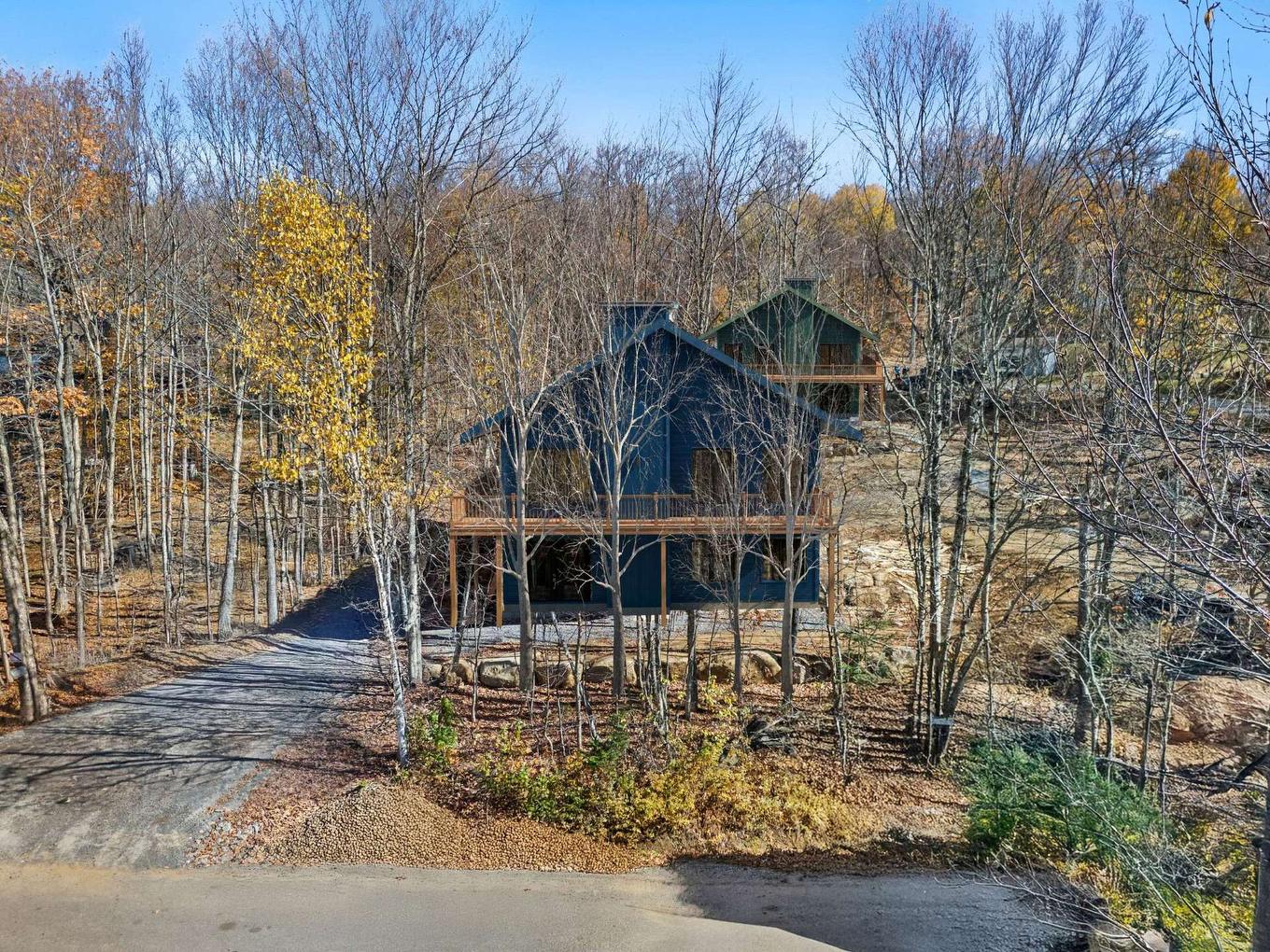 Frontage - Rue Paulsen, Sainte-Agathe-Des-Monts, QC - Outdoor With View