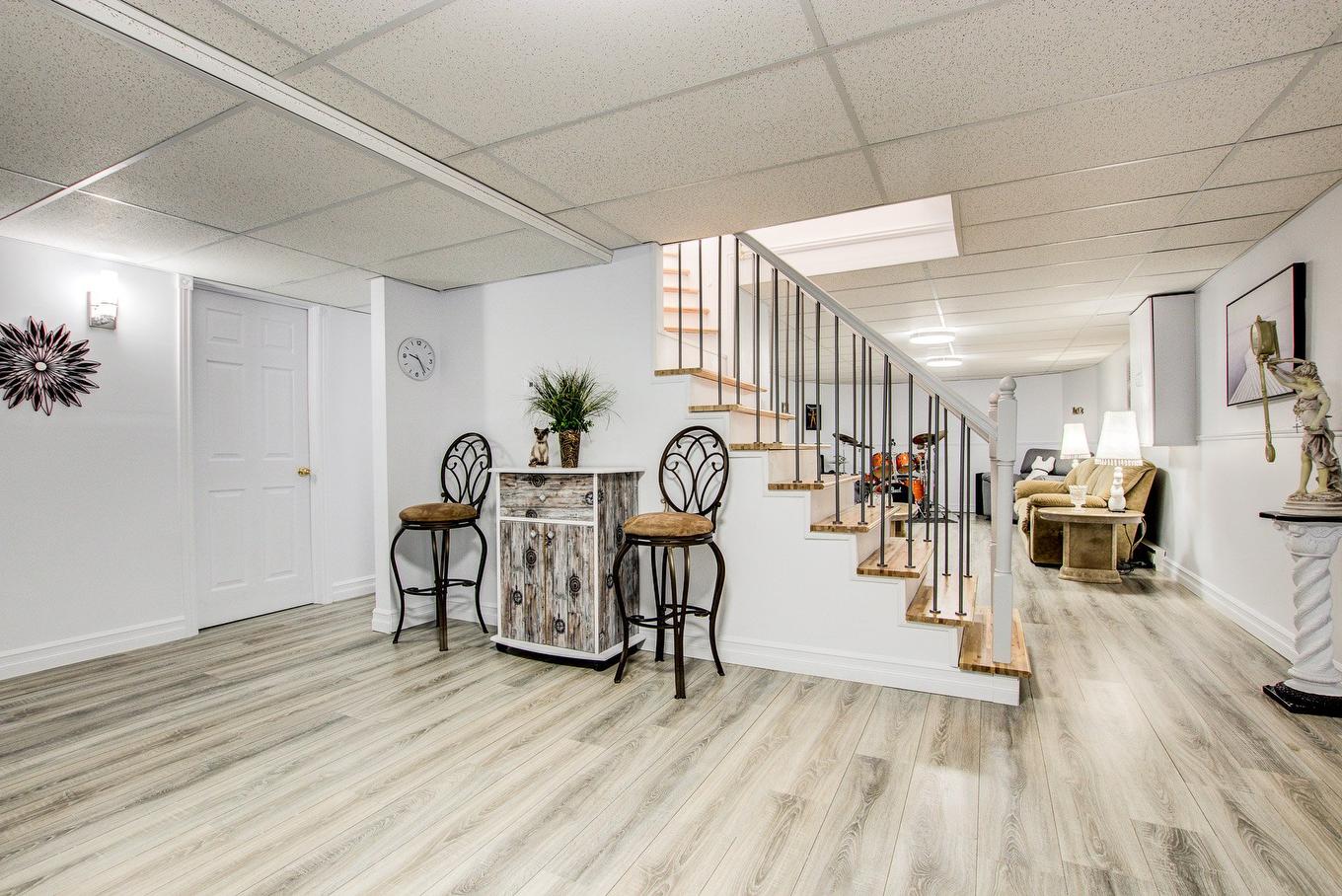 Family room - 1739 Rue Soucy, Longueuil (Saint-Hubert), QC - Indoor Photo Showing Other Room