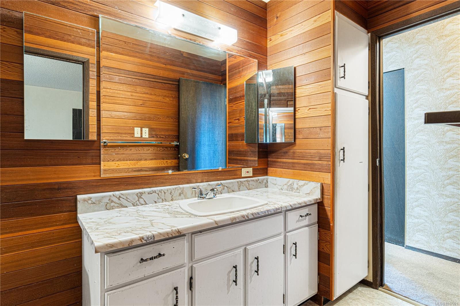 7431 Andrea Cres, Lantzville, BC