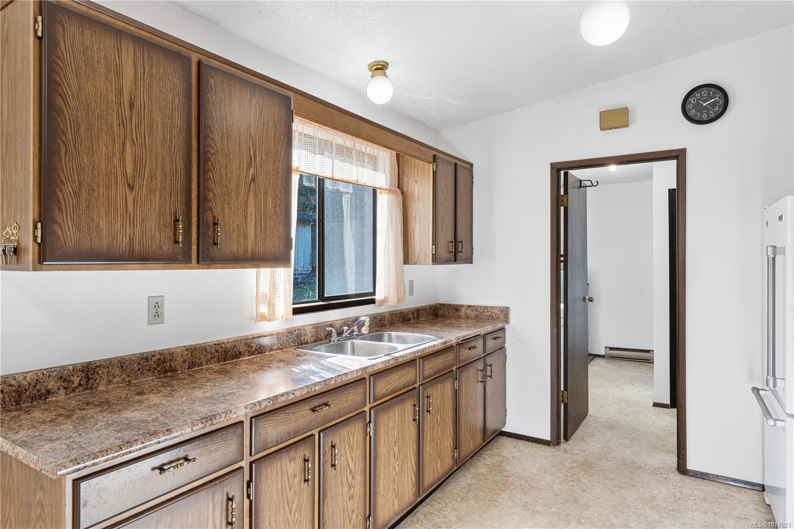 7431 Andrea Cres, Lantzville, BC