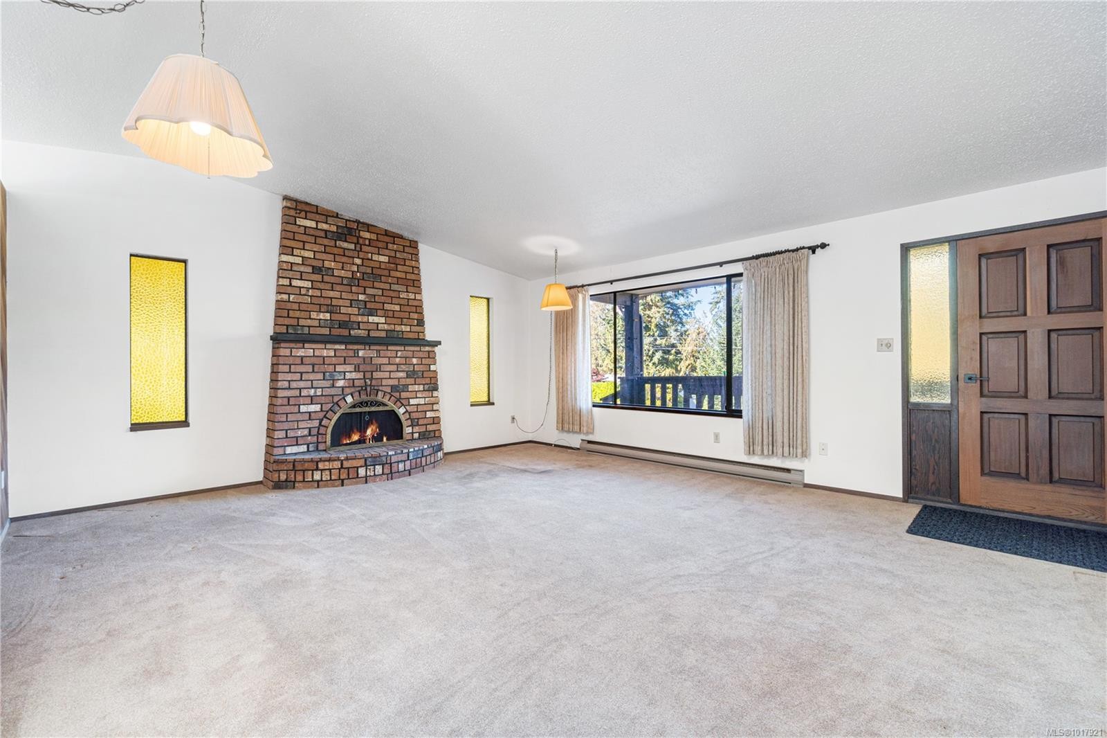 7431 Andrea Cres, Lantzville, BC