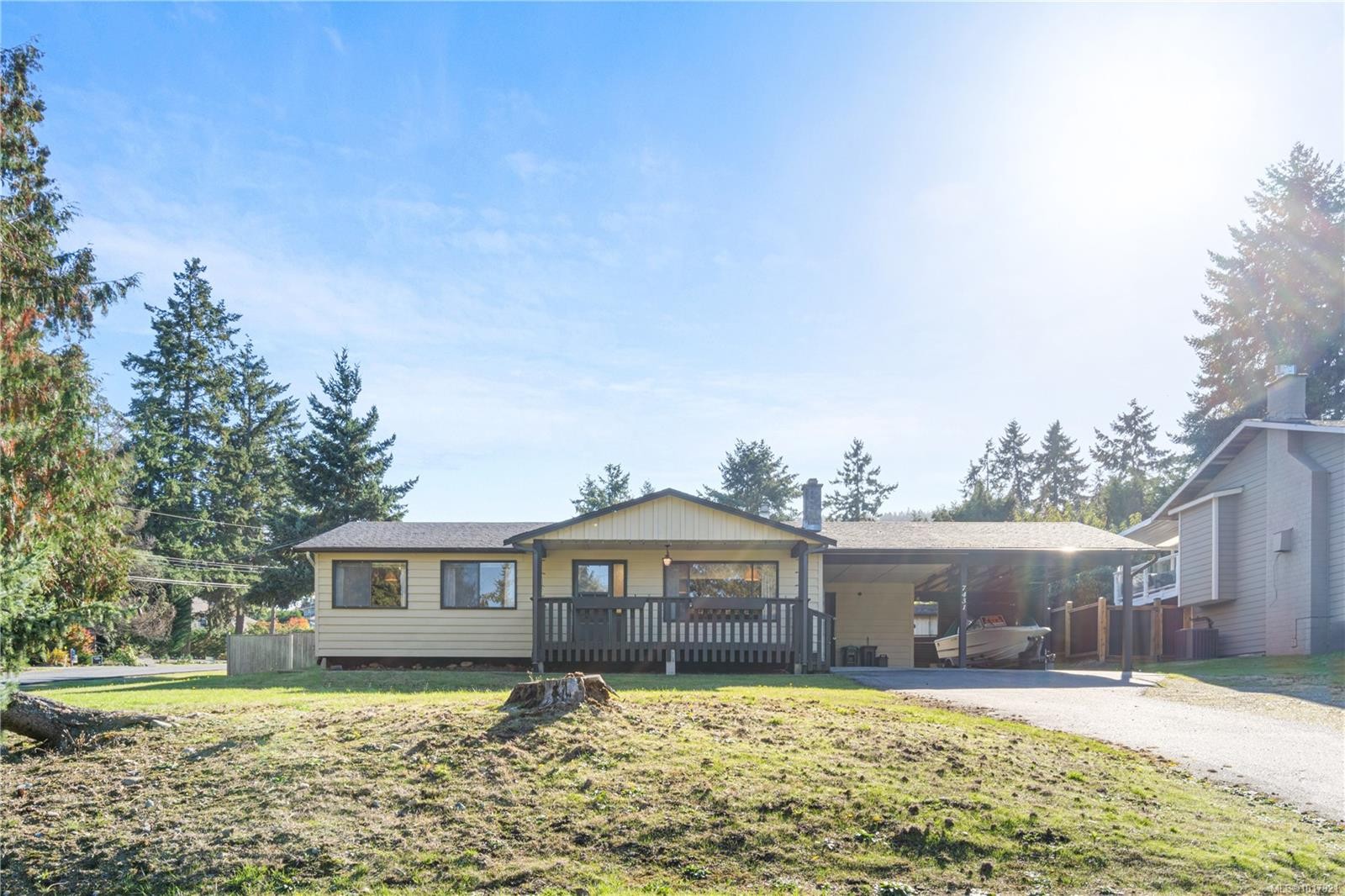 7431 Andrea Cres, Lantzville, BC