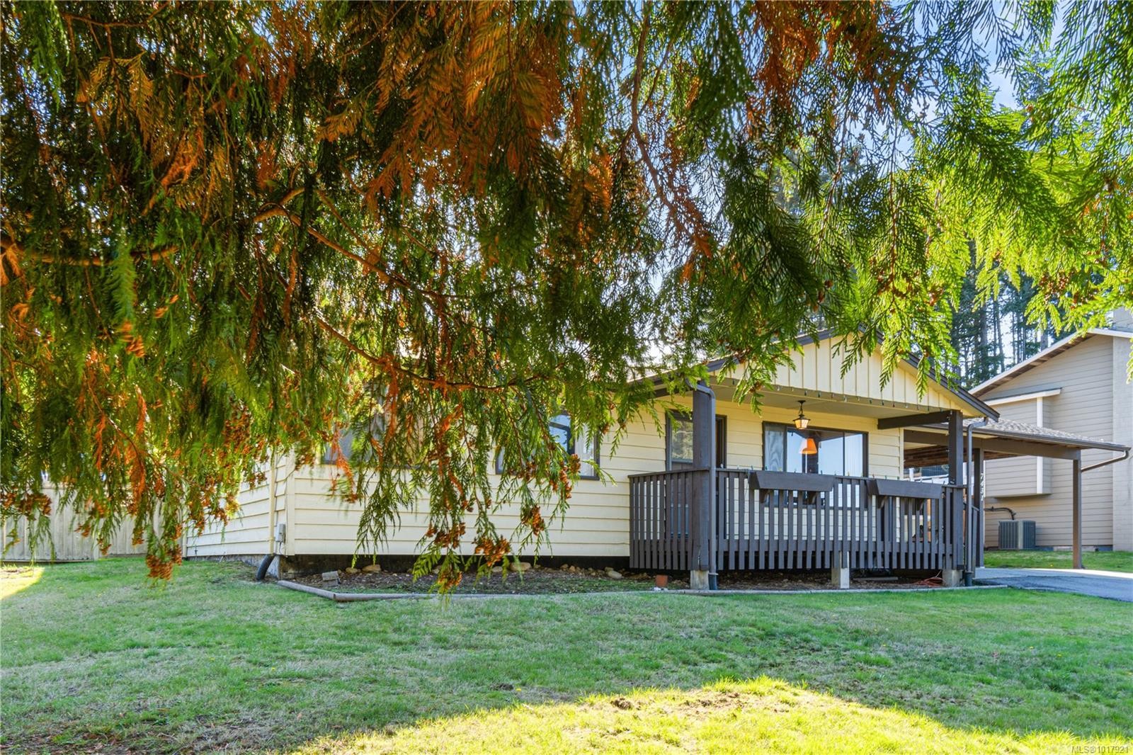 7431 Andrea Cres, Lantzville, BC