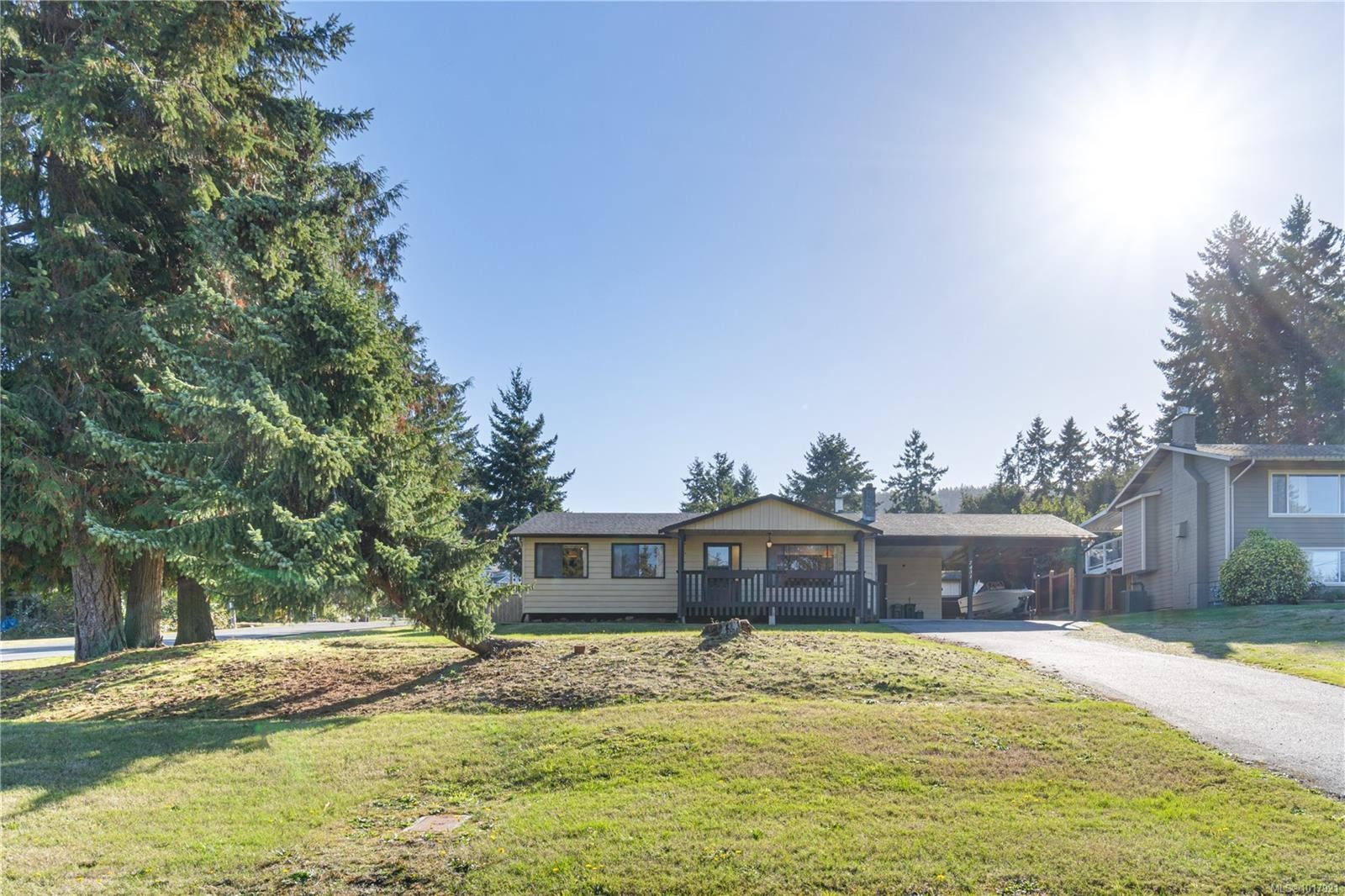 7431 Andrea Cres, Lantzville, BC