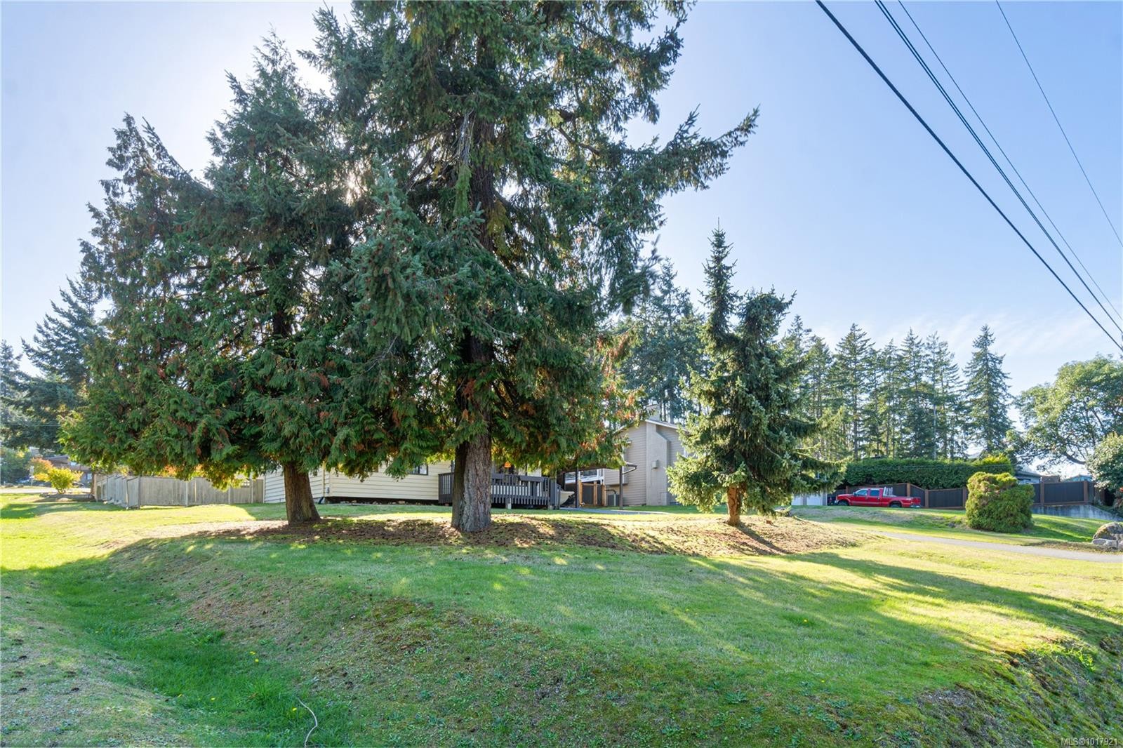 7431 Andrea Cres, Lantzville, BC