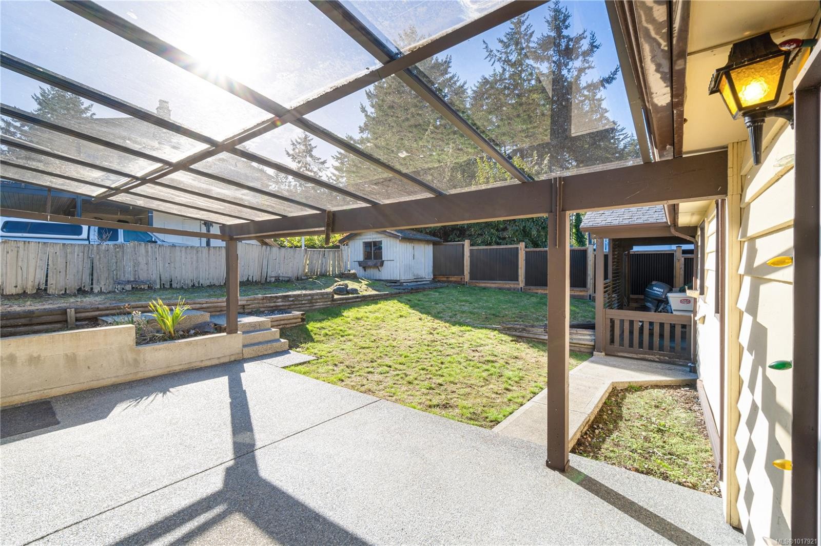 7431 Andrea Cres, Lantzville, BC