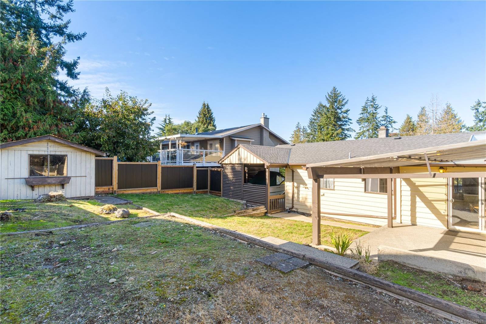 7431 Andrea Cres, Lantzville, BC