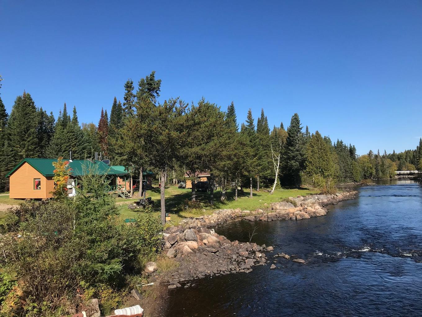 Bord de l'eau - 1 Lac Kiskissink, La Tuque, QC - Outdoor With Body Of Water With View