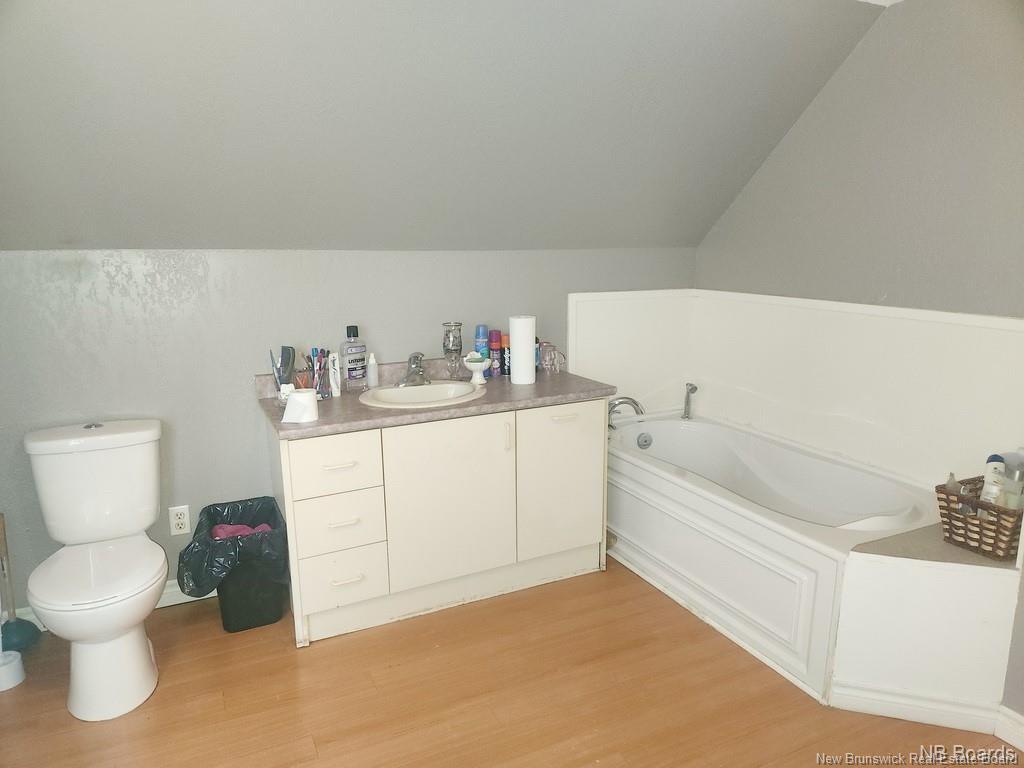 198 Principale St, Sainte-Anne-De-Madawaska, NB