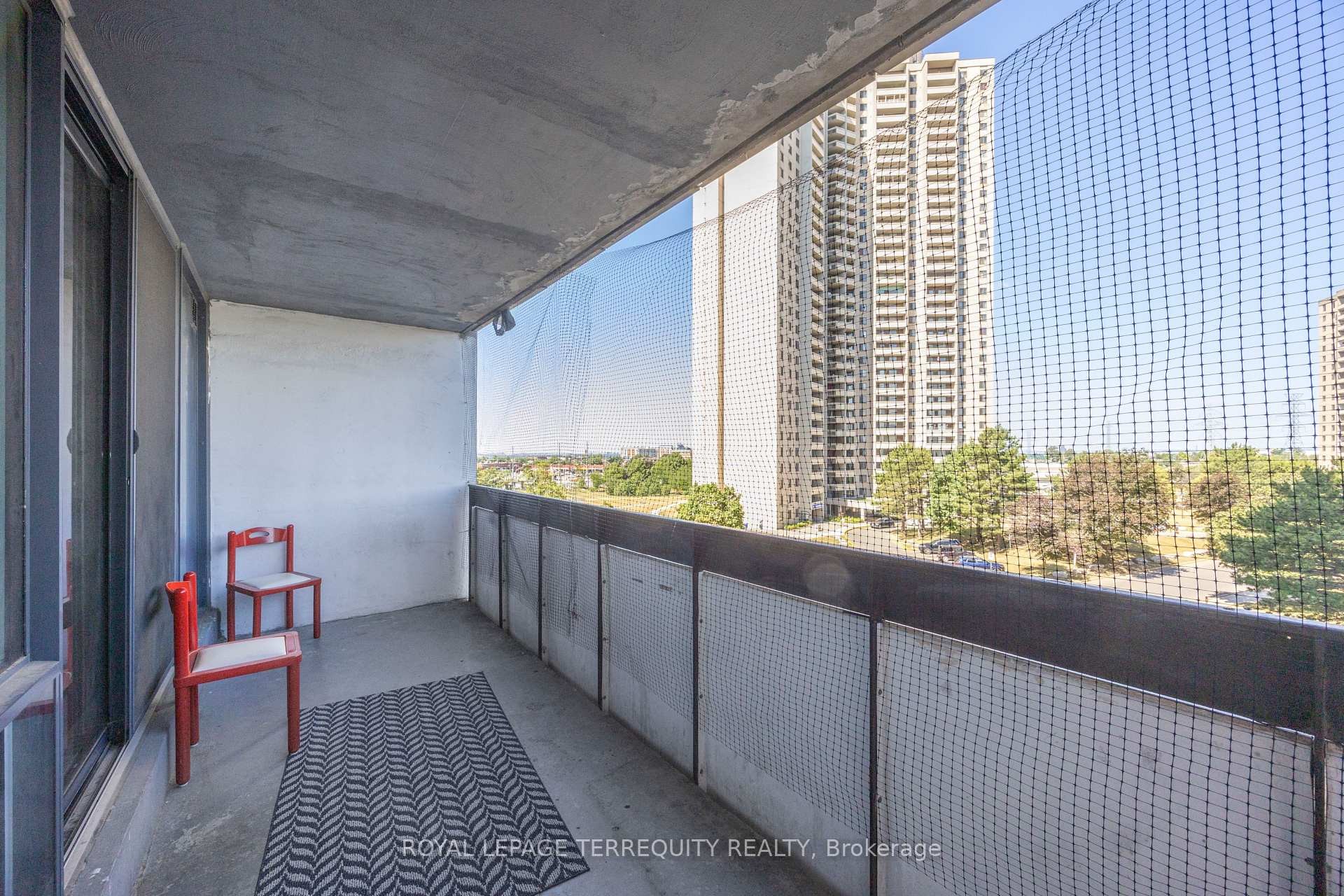 410-5 San Romano Way, Toronto, ON - Outdoor With Balcony With Exterior