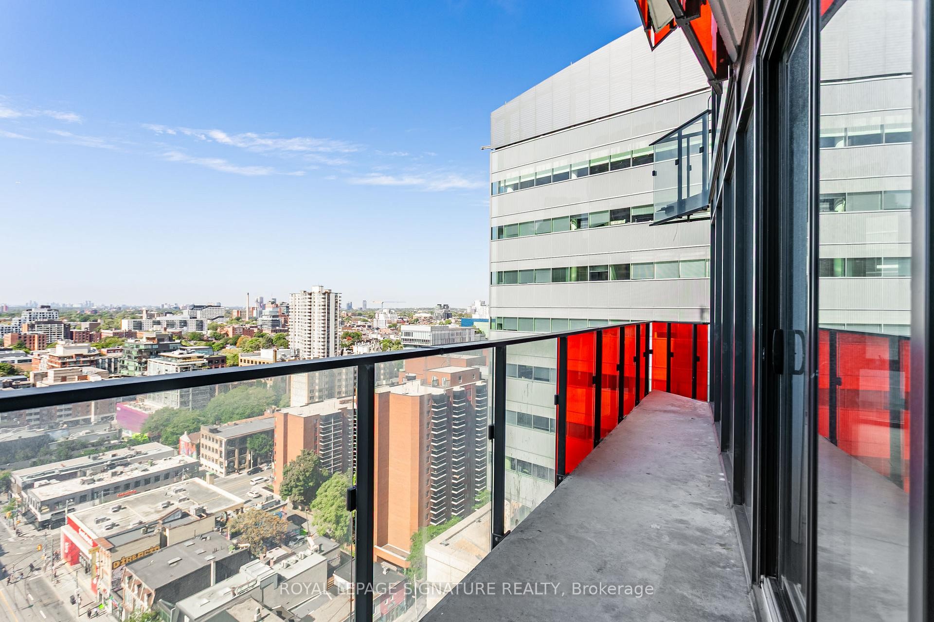 1805-215 Queen Street W, Toronto, ON - Outdoor