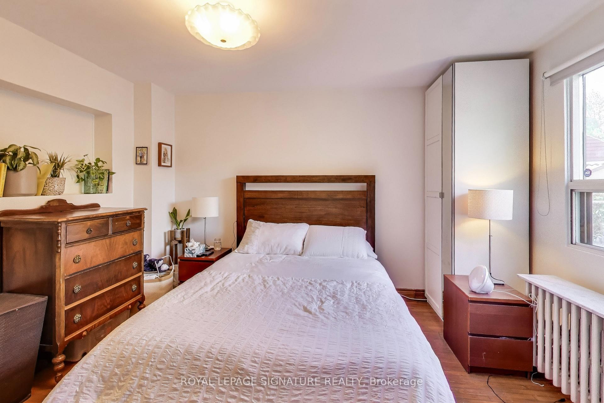 6 Brandon Avenue, Toronto, ON - Indoor Photo Showing Bedroom