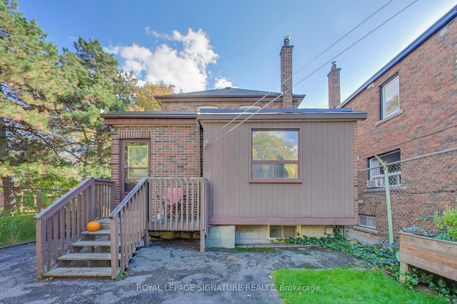 6 Brandon Avenue, Toronto, ON - Outdoor