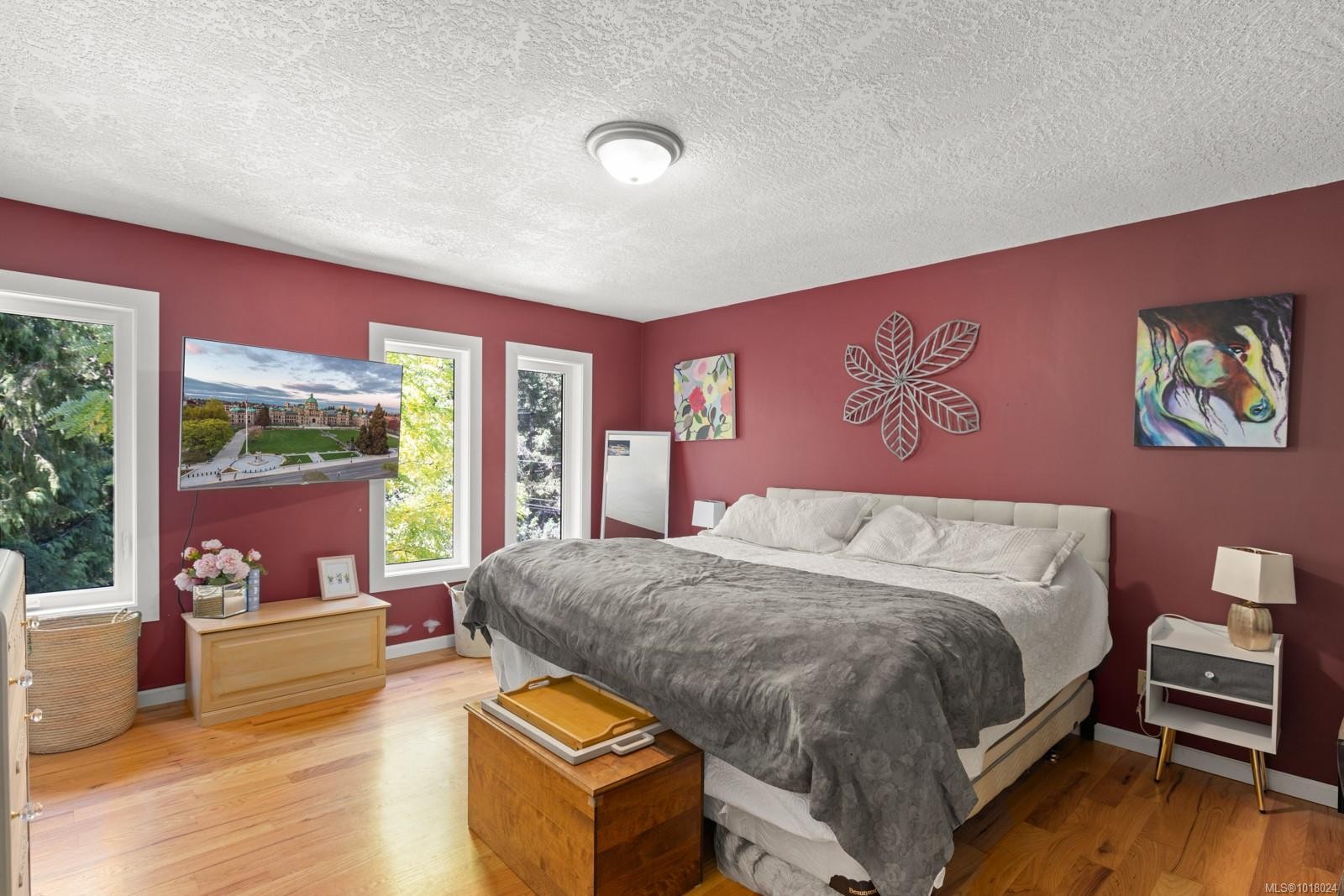 1725 Millstream Rd, Highlands, BC