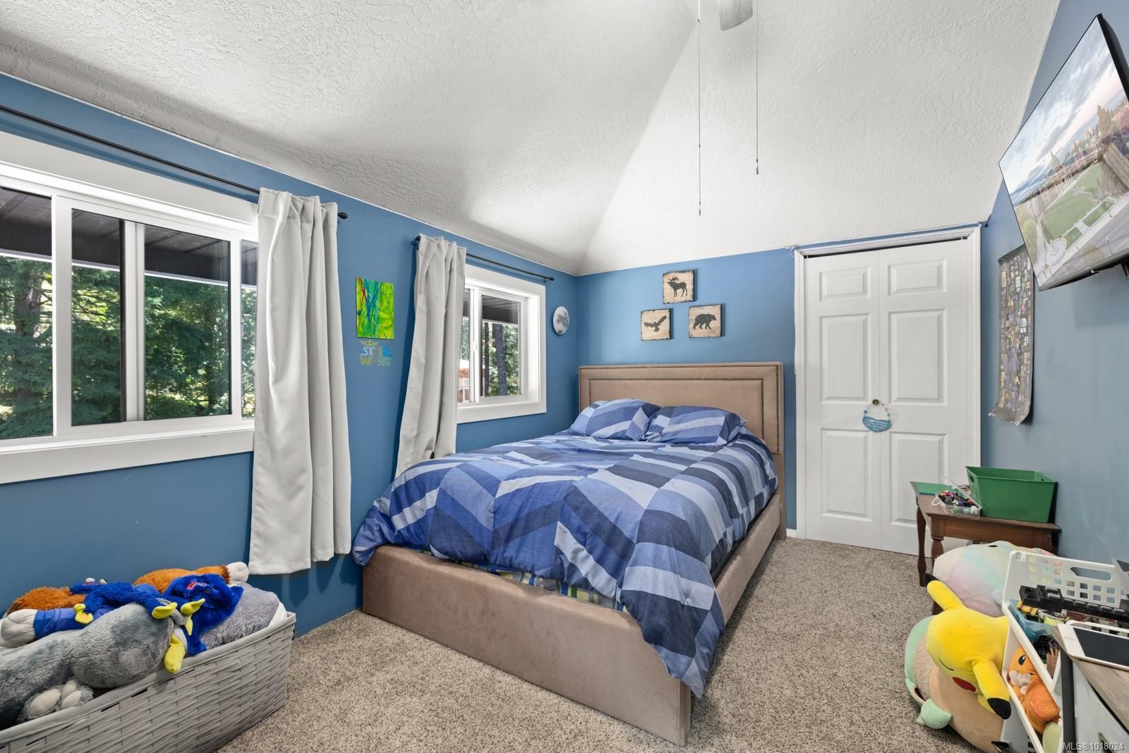 1725 Millstream Rd, Highlands, BC