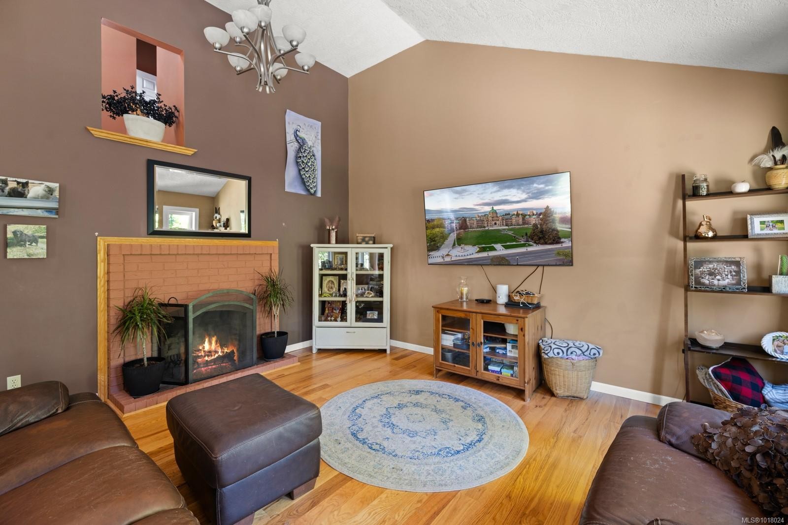 1725 Millstream Rd, Highlands, BC