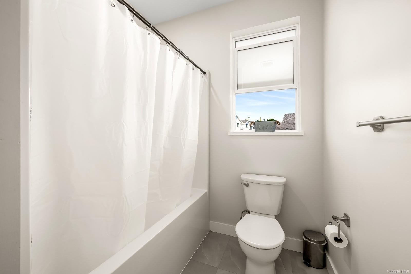 2397 Brookfield Dr, Courtenay, BC