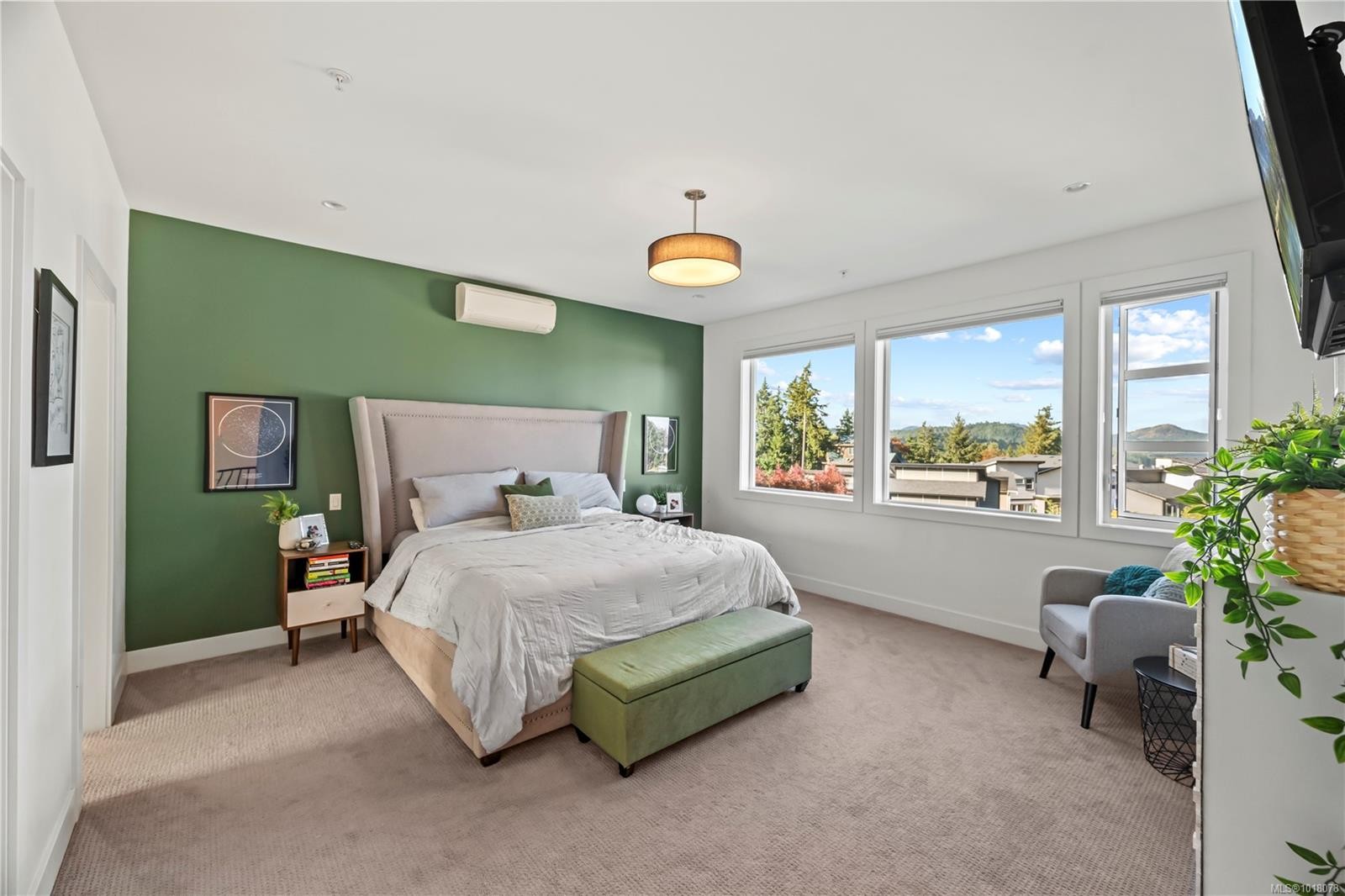 1167 River Rock Pl, Highlands, BC