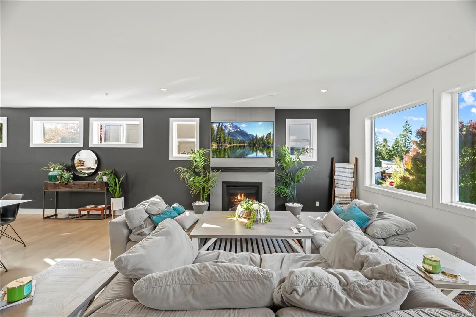 1167 River Rock Pl, Highlands, BC