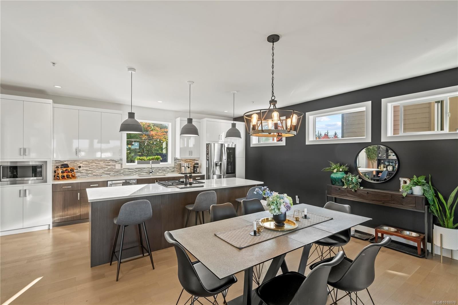 1167 River Rock Pl, Highlands, BC