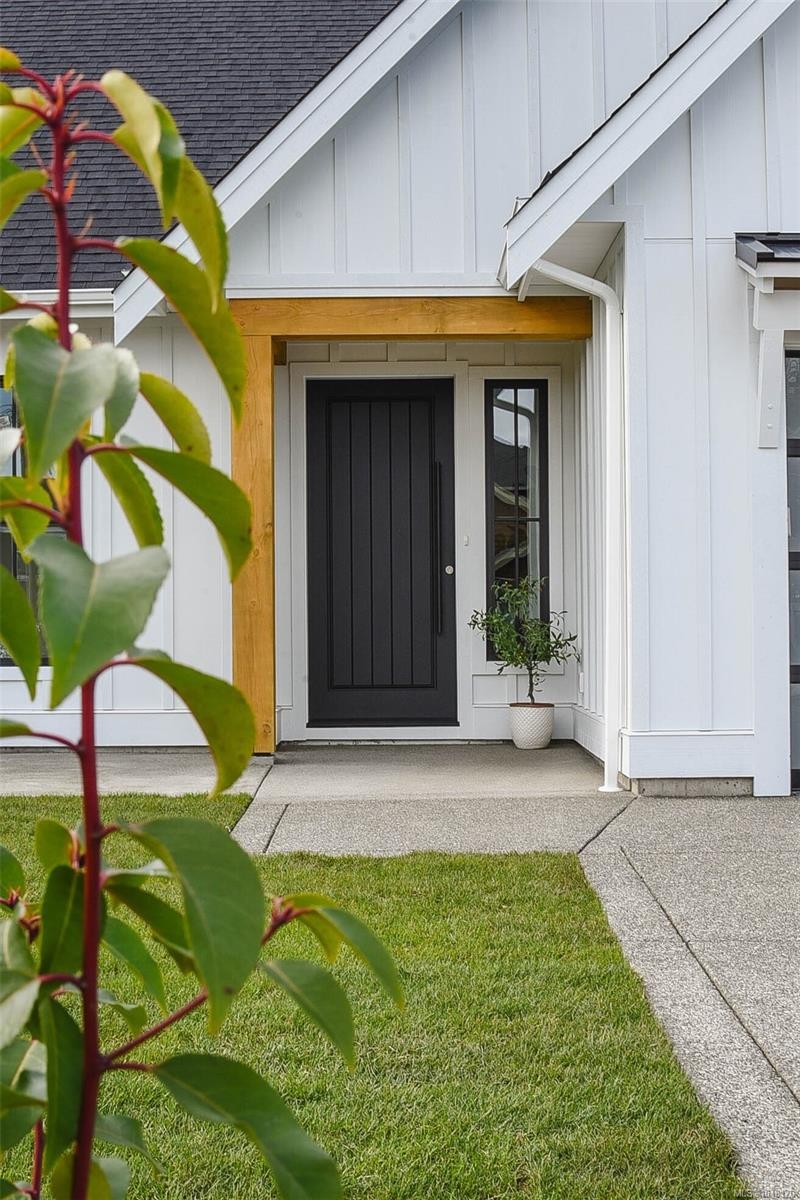 327 Wisteria St, Parksville, BC