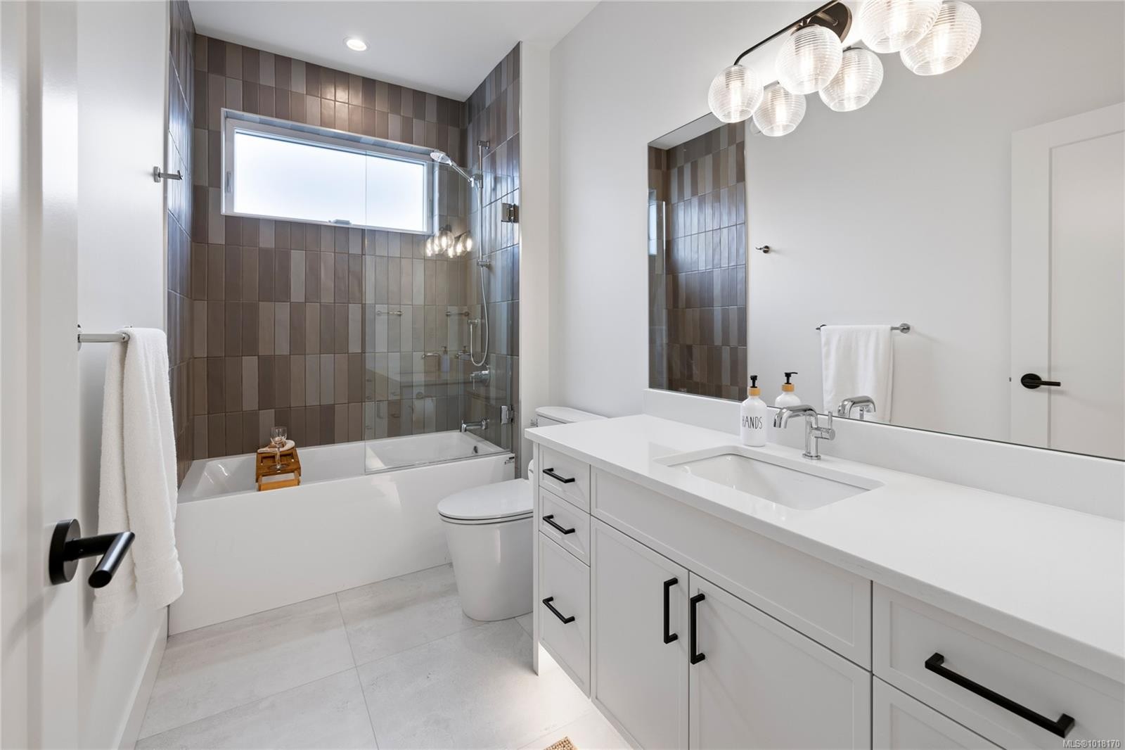 327 Wisteria St, Parksville, BC