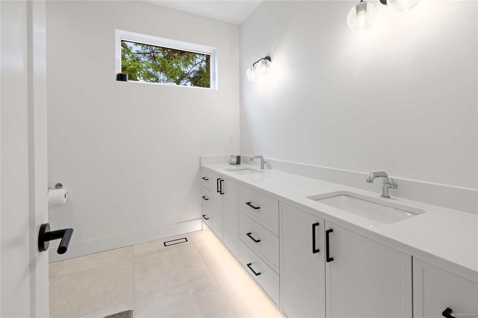 327 Wisteria St, Parksville, BC