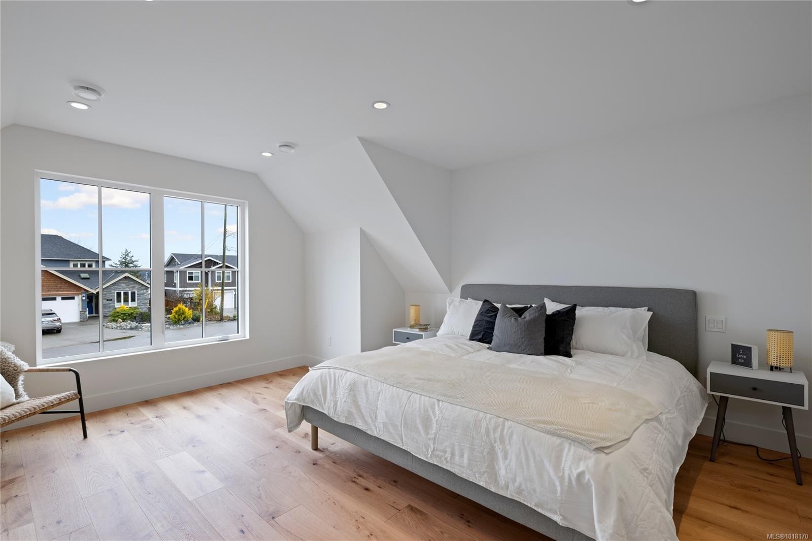 327 Wisteria St, Parksville, BC