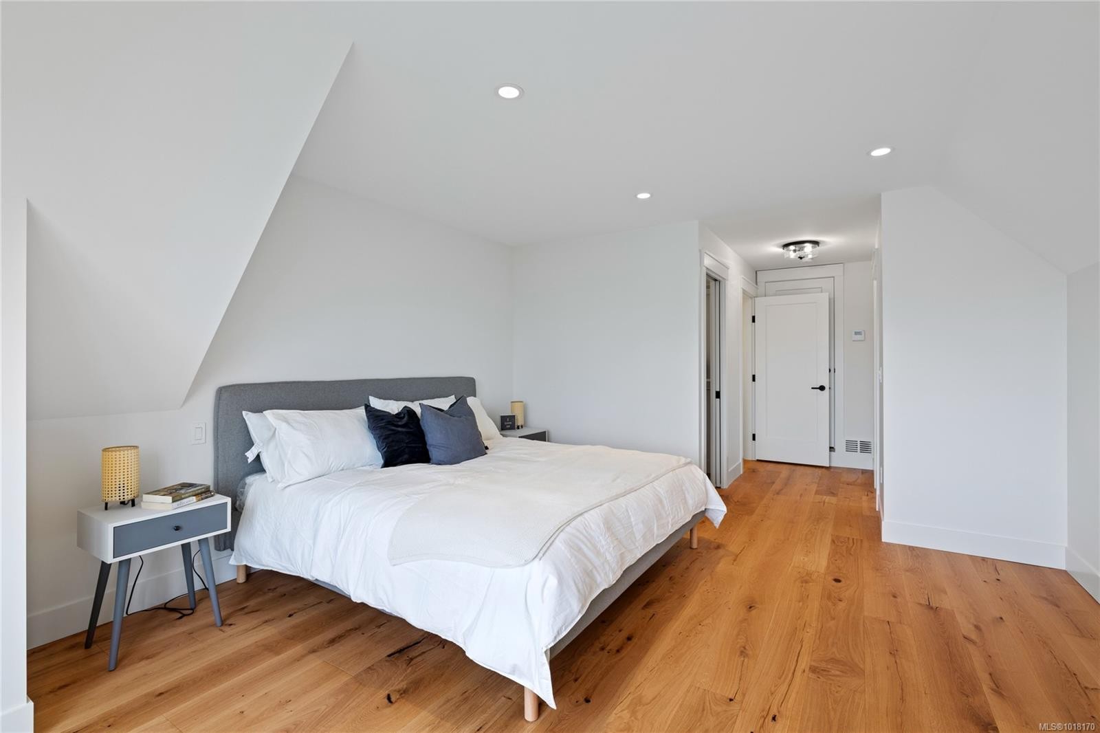 327 Wisteria St, Parksville, BC