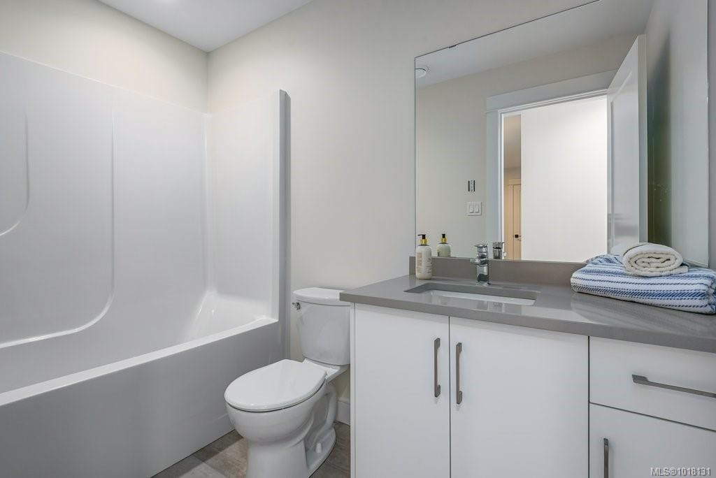 205-2580 Brookfield Dr, Courtenay, BC