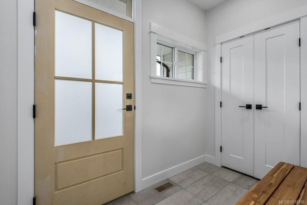 203-2580 Brookfield Dr, Courtenay, BC