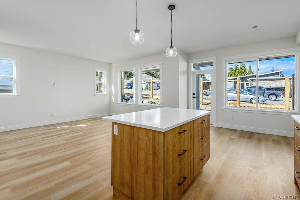 204-2580 Brookfield Dr, Courtenay, BC