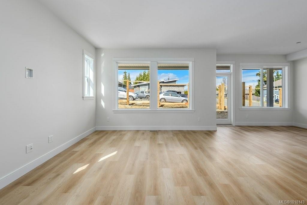 204-2580 Brookfield Dr, Courtenay, BC