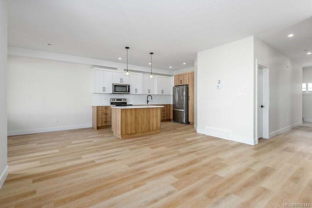 204-2580 Brookfield Dr, Courtenay, BC