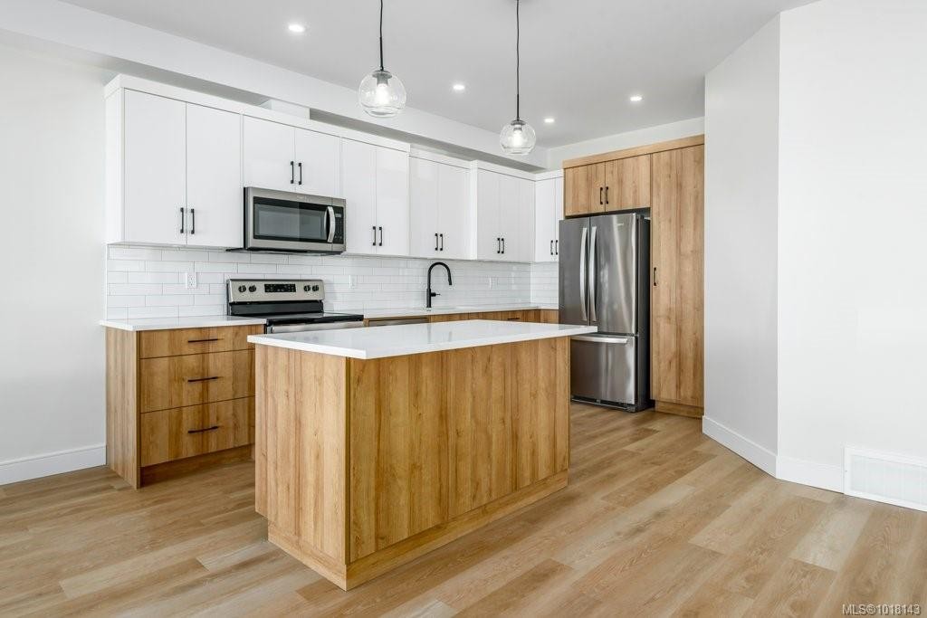 204-2580 Brookfield Dr, Courtenay, BC