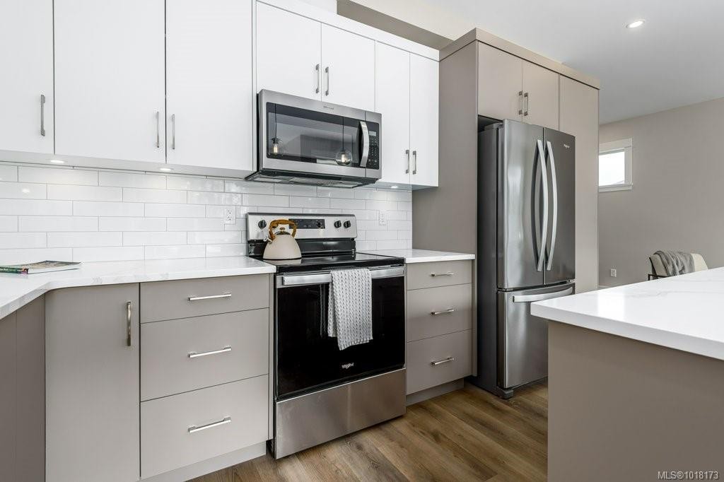 202-2580 Brookfield Dr, Courtenay, BC