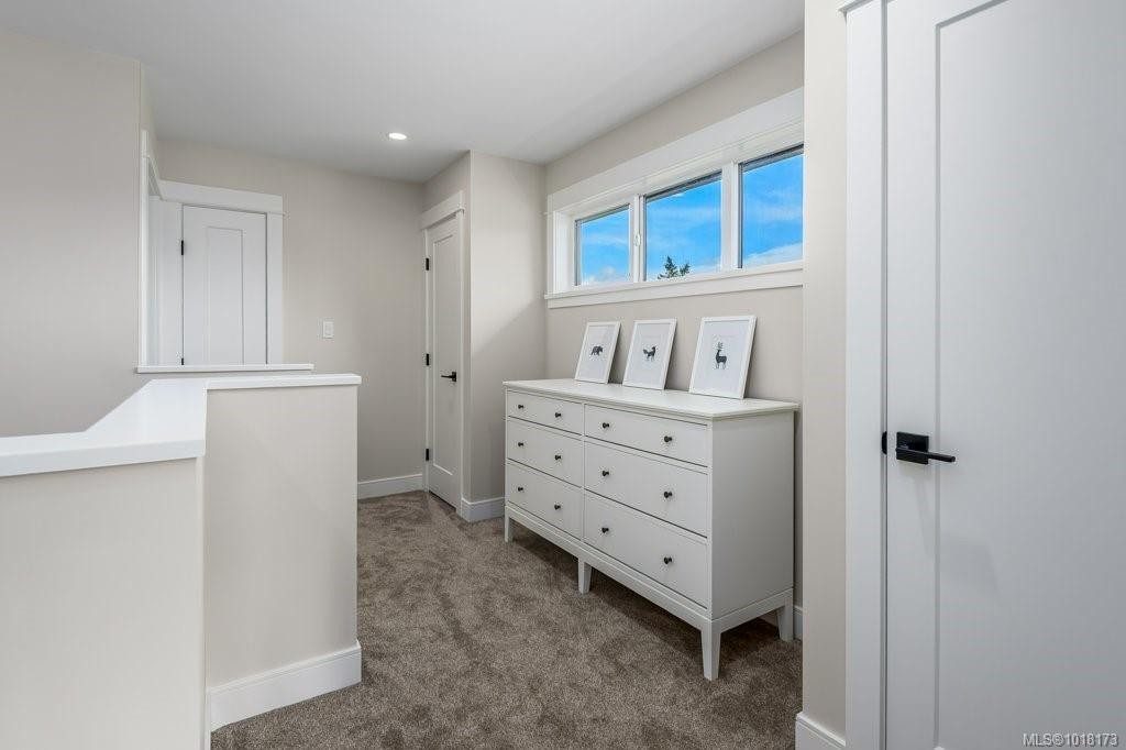 202-2580 Brookfield Dr, Courtenay, BC