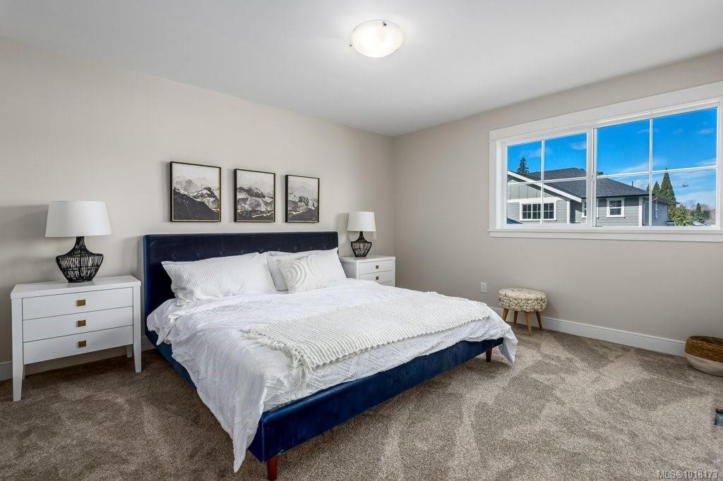 202-2580 Brookfield Dr, Courtenay, BC