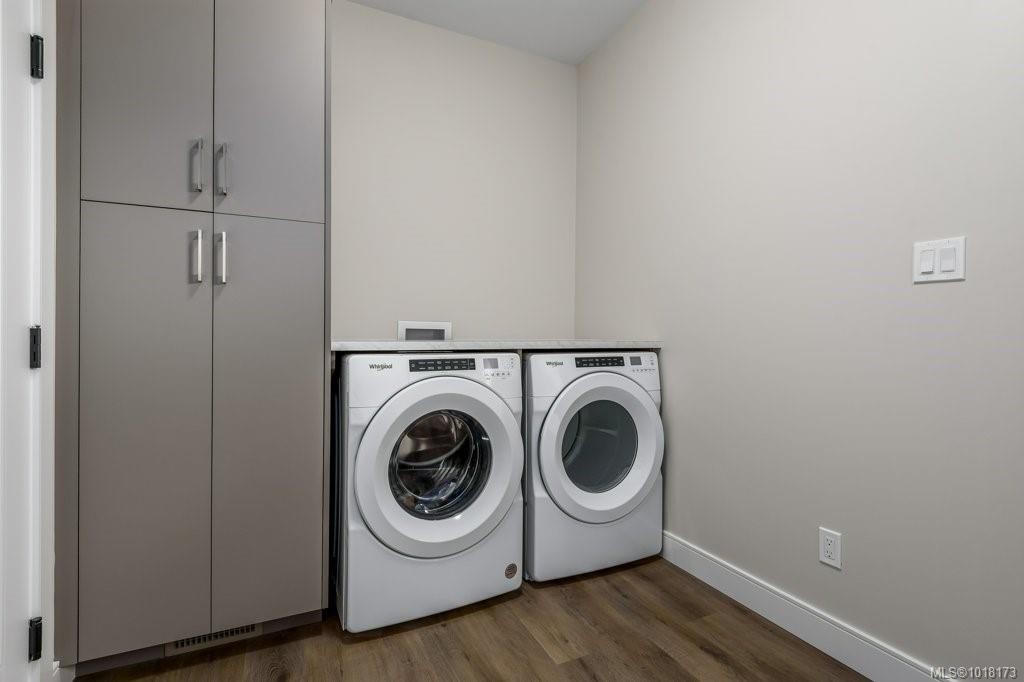 202-2580 Brookfield Dr, Courtenay, BC