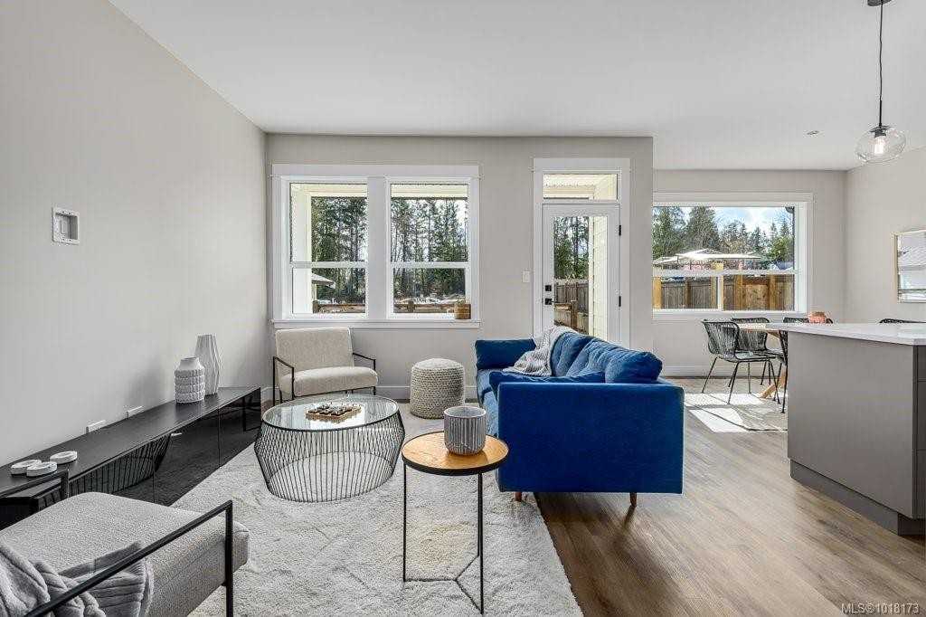 202-2580 Brookfield Dr, Courtenay, BC