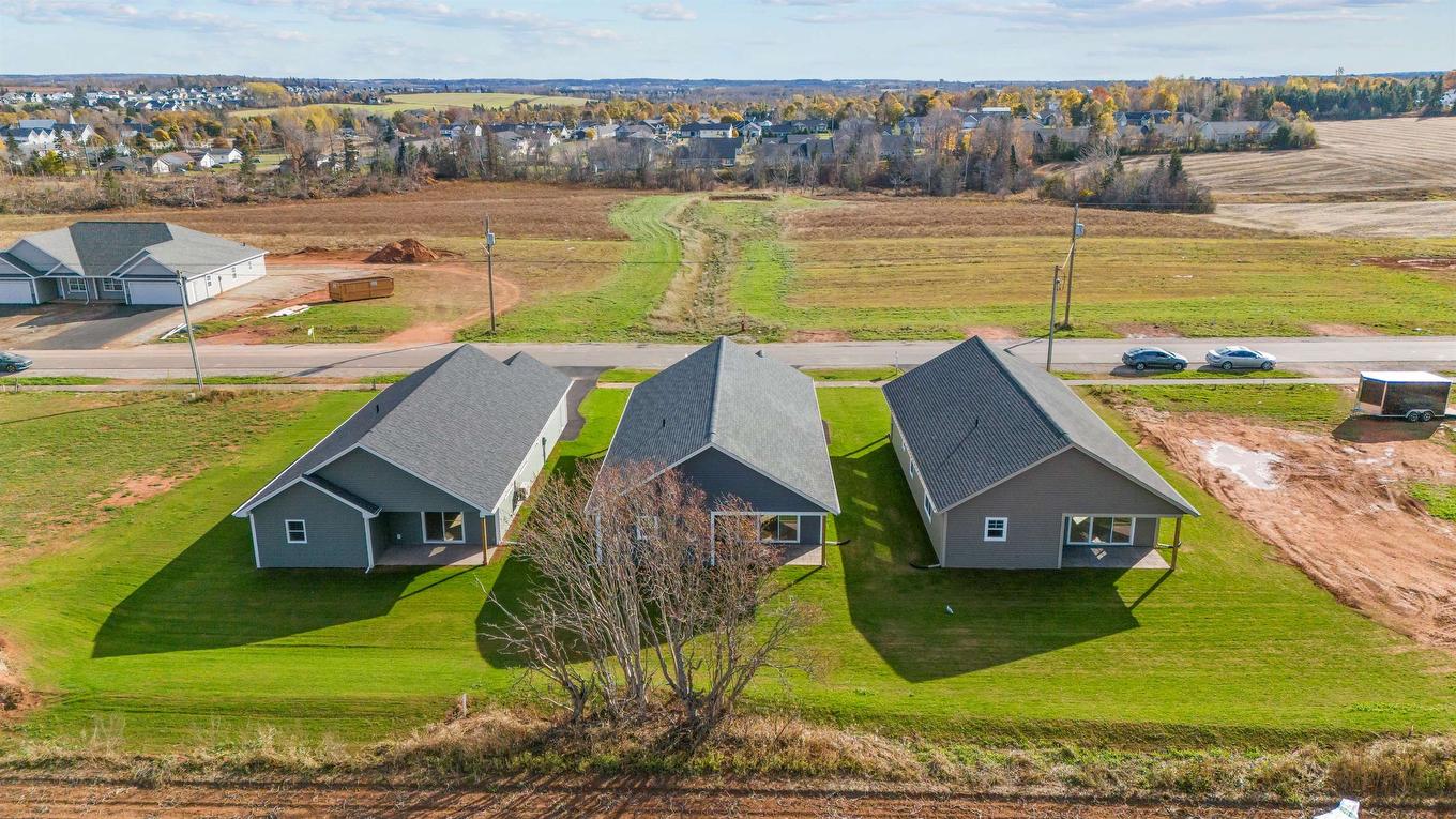 87 Samantha Lane, Cornwall, PE