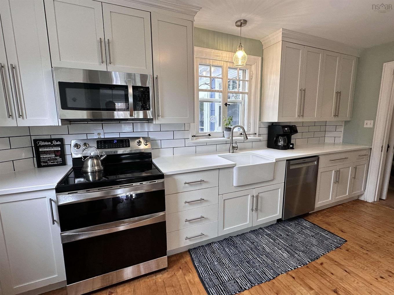 79 Waterloo Street, Liverpool, NS