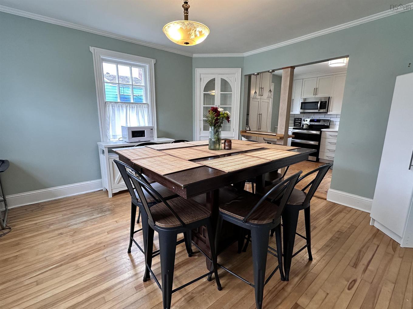 79 Waterloo Street, Liverpool, NS