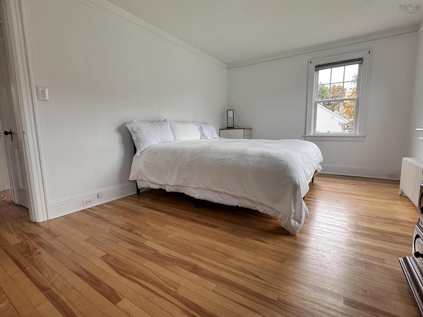 79 Waterloo Street, Liverpool, NS