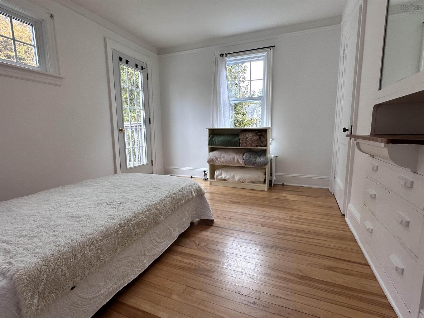 79 Waterloo Street, Liverpool, NS