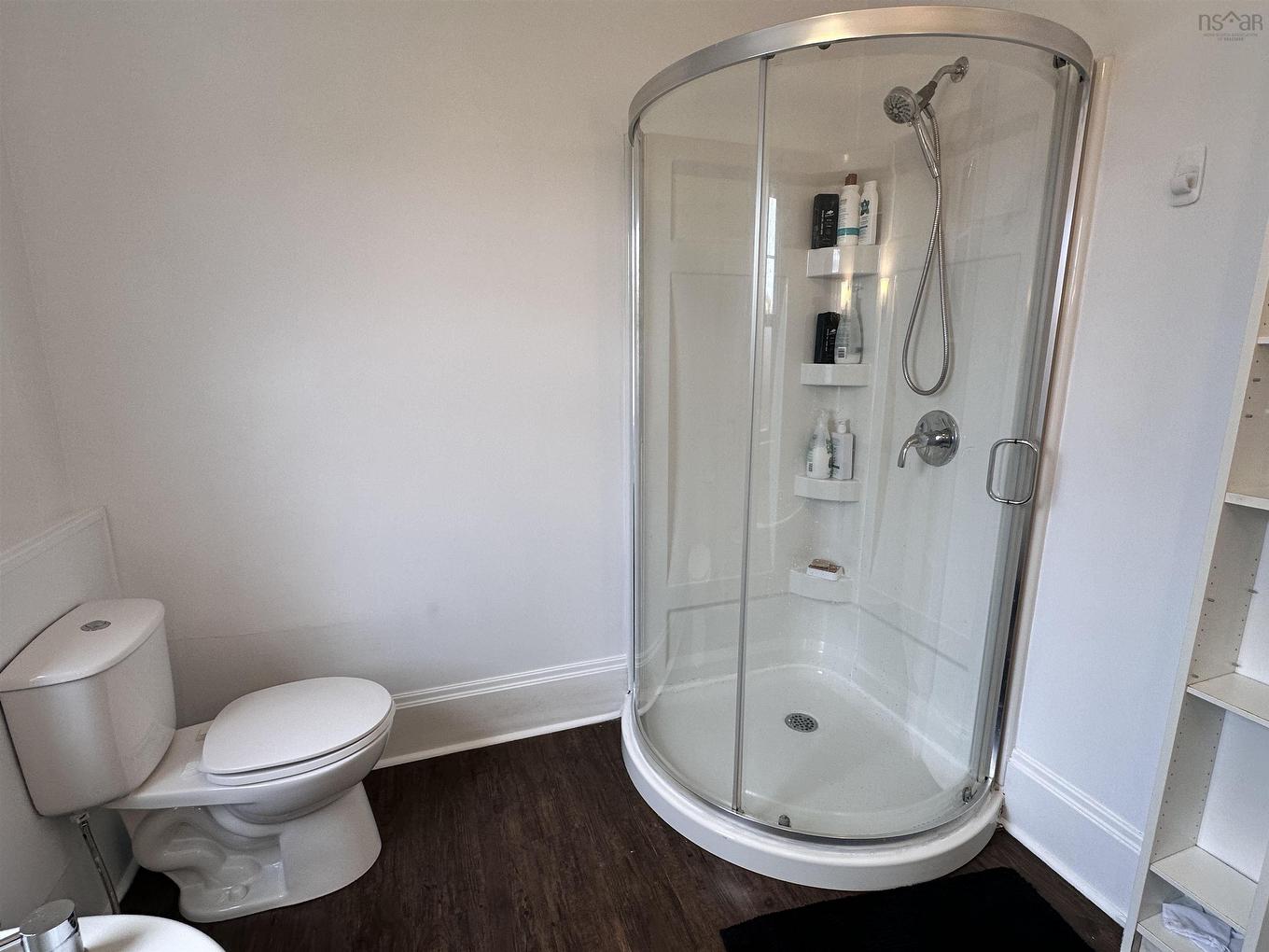 79 Waterloo Street, Liverpool, NS