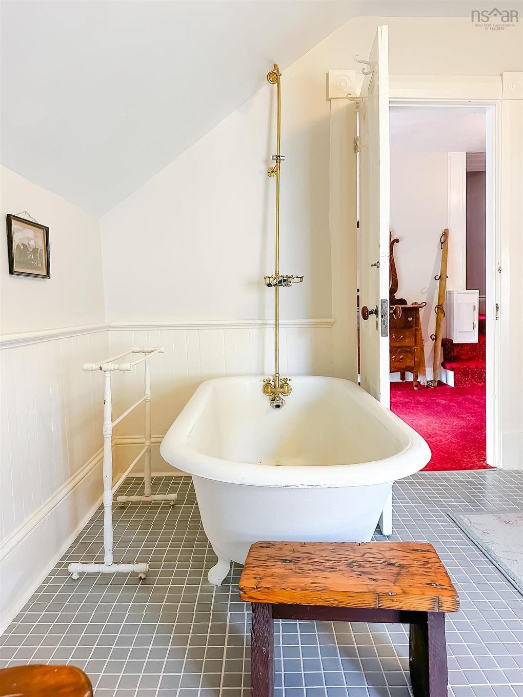 525 Main Street, Kentville, NS