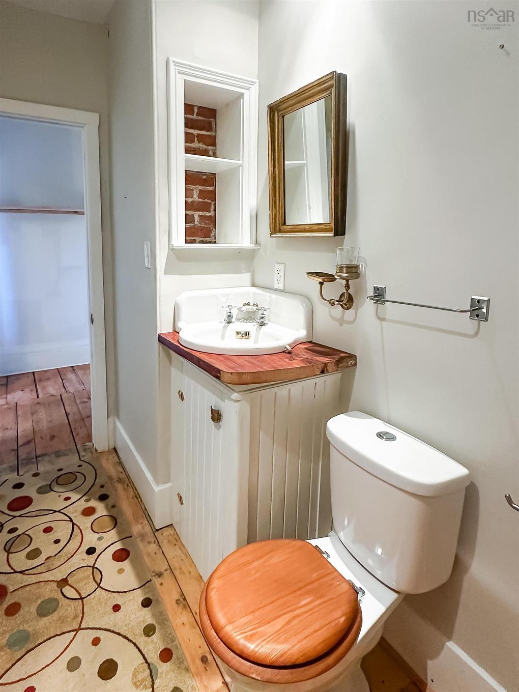 525 Main Street, Kentville, NS